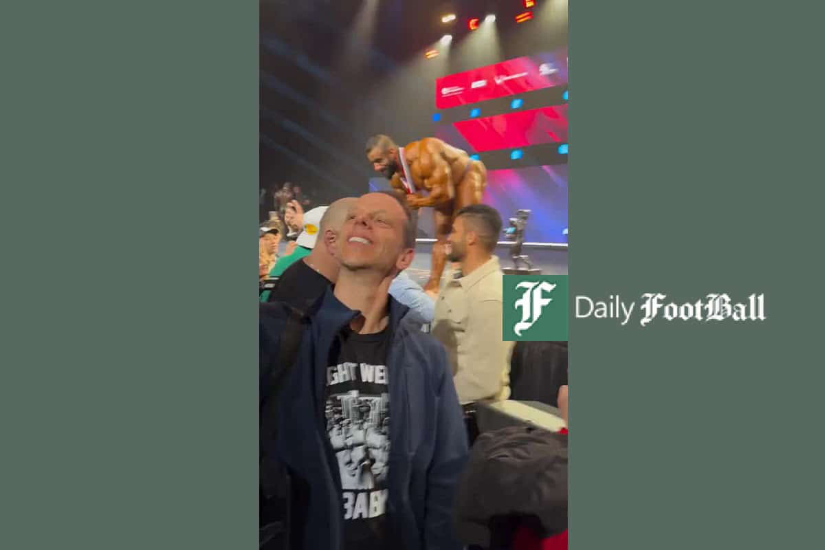 فیلم| محبوبیت و معروفیت هادی چوپان در آمریکا فیلم| محبوبیت و معروفیت هادی چوپان در آمریکا | دیلی فوتبال