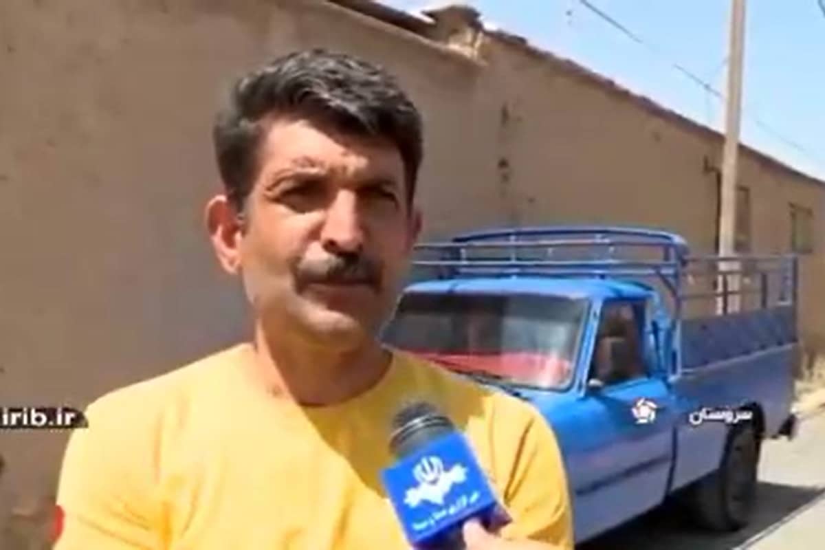 فیلم| راننده نیسان آبی با 14 بچه قد و نیم قد! فیلم| راننده نیسان آبی با 14 بچه قد و نیم قد! | دیلی فوتبال