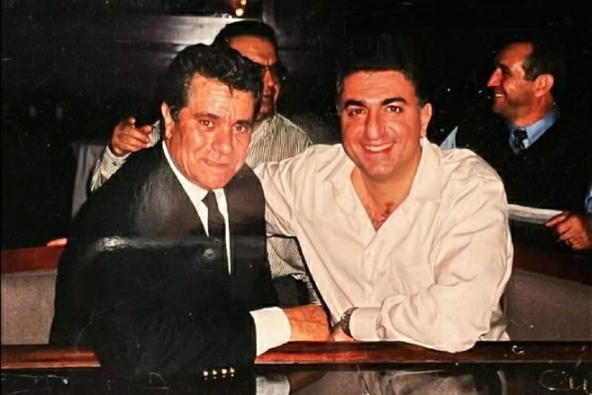 عکس| واکنش وقیحانه بهروز وثوقی به دعوت برای بازگشت به ایران عکس| واکنش وقیحانه بهروز وثوقی به دعوت برای بازگشت به ایران | دیلی فوتبال