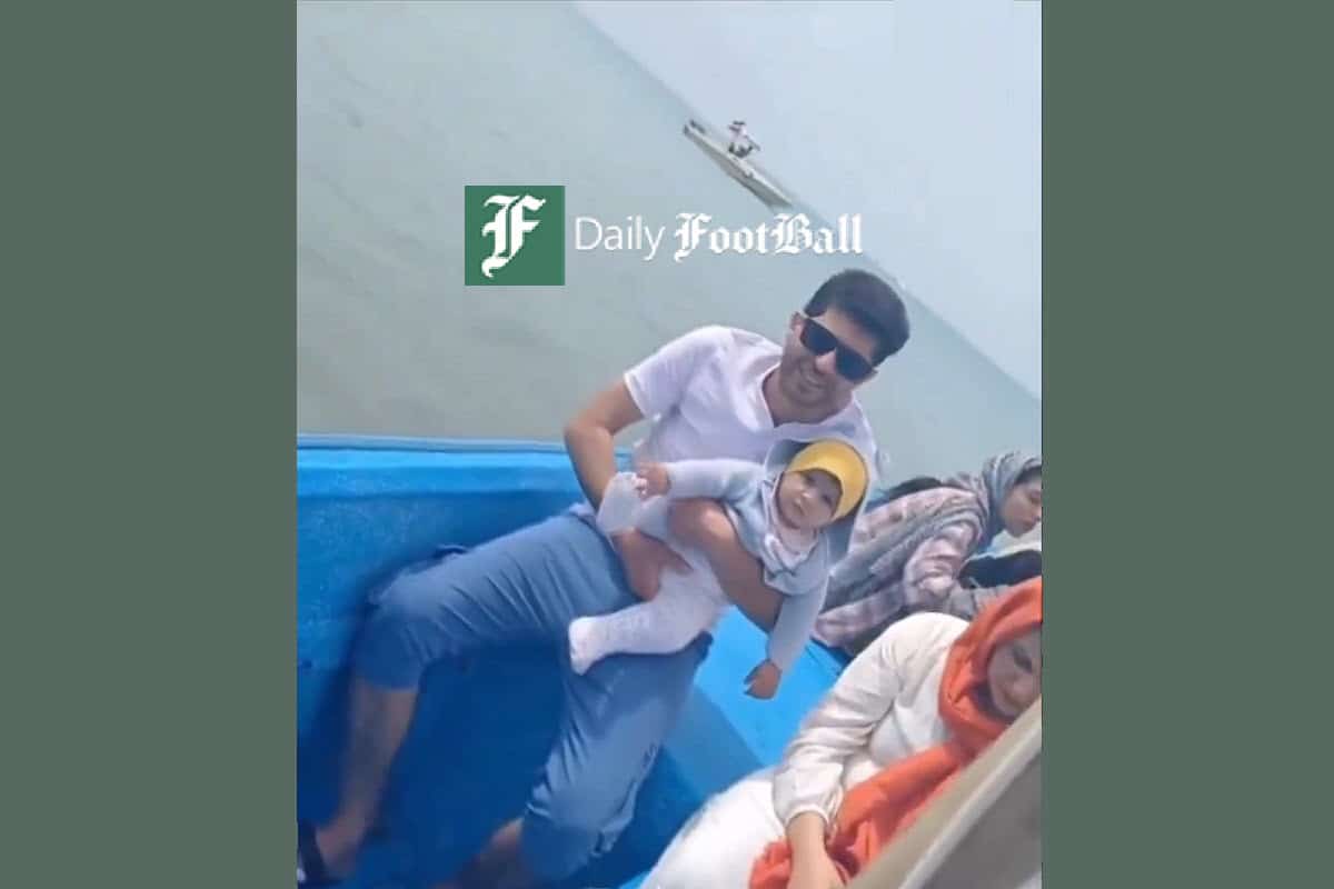 فیلم| ممانعت نیروهای سپاه از حرکت قایق تفریحی ناایمن در دریا فیلم| ممانعت نیروهای سپاه از حرکت قایق تفریحی ناایمن در دریا | دیلی فوتبال