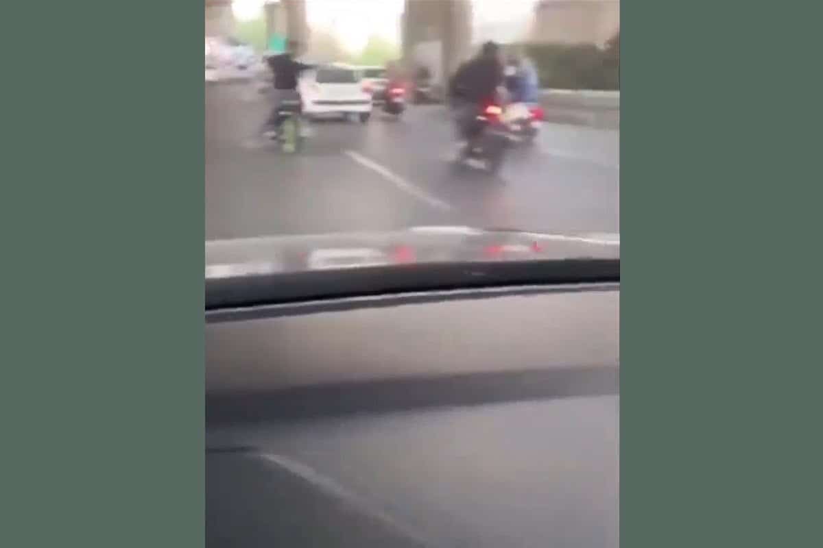 فیلم| زورگیری و سرقت مسلحانه در اتوبان صدر تهران | دیلی فوتبال