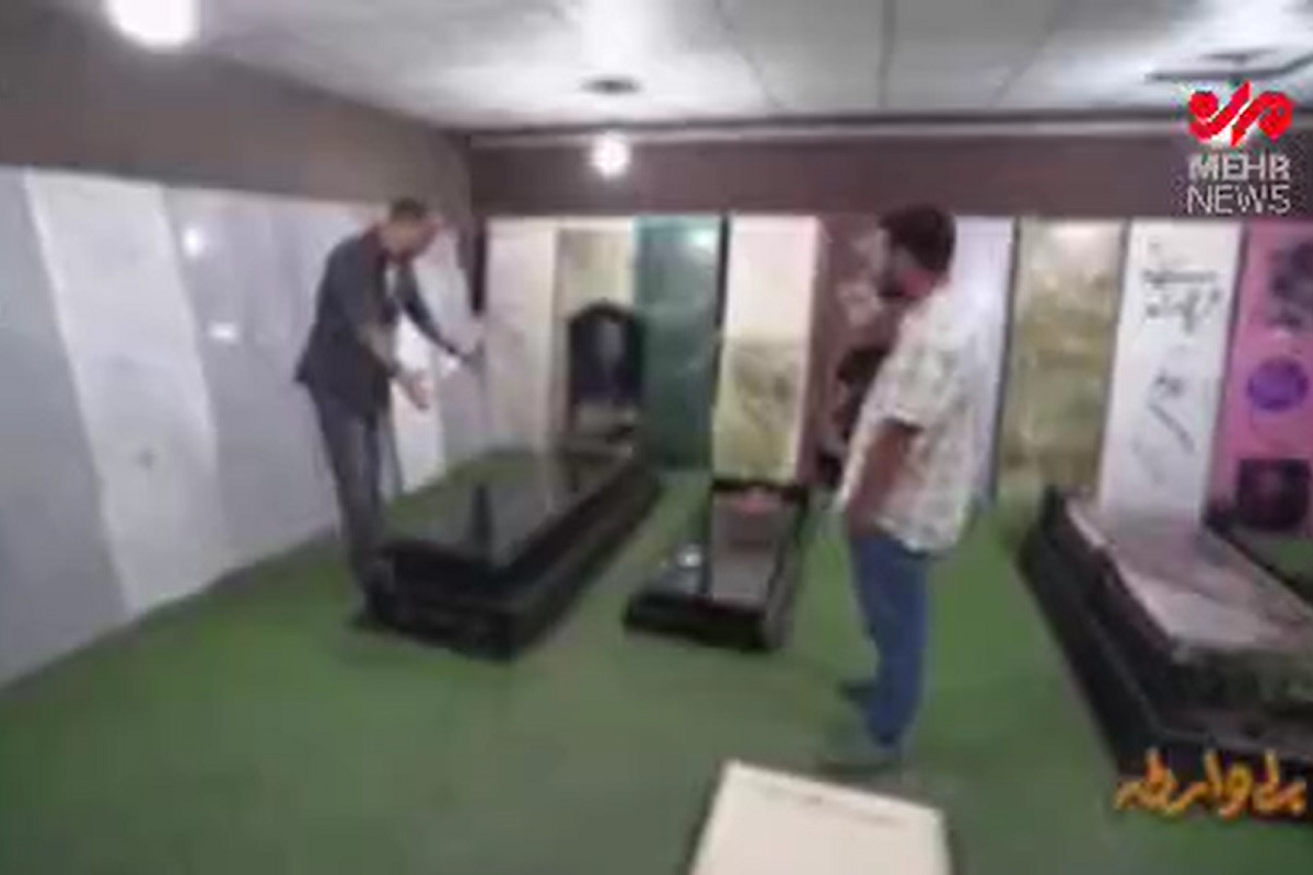 فیلم| سنگ قبر 450 میلیون تومانی در بهشت زهرا | دیلی فوتبال