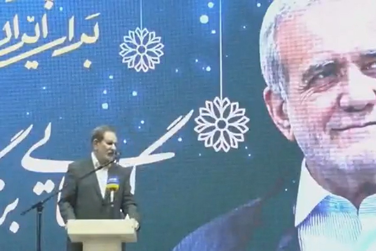 فیلم| بی اخلاقی انتخاباتی اسحاق جهانگیری در ستاد مسعود پزشکیان | دیلی فوتبال