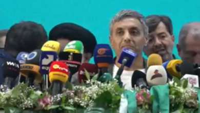 فیلم| حمله تند رسول خطیبی به علیرضا زاکانی در تجمع انتخاباتی | دیلی فوتبال