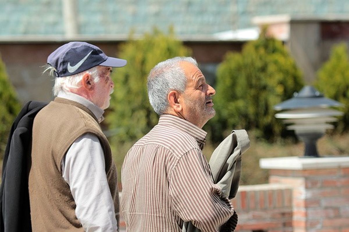 عیدی دولت شهید رئیسی به بازنشستگان عیدی دولت شهید رئیسی به بازنشستگان | دیلی فوتبال