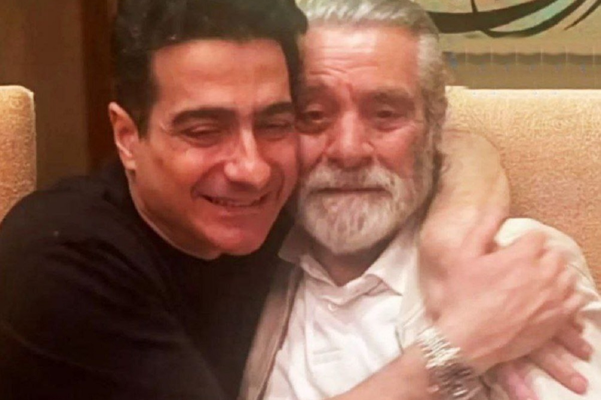 عکس| همایون شجریان در آغوش بهروز وثوقی عکس| همایون شجریان در آغوش بهروز وثوقی | دیلی فوتبال