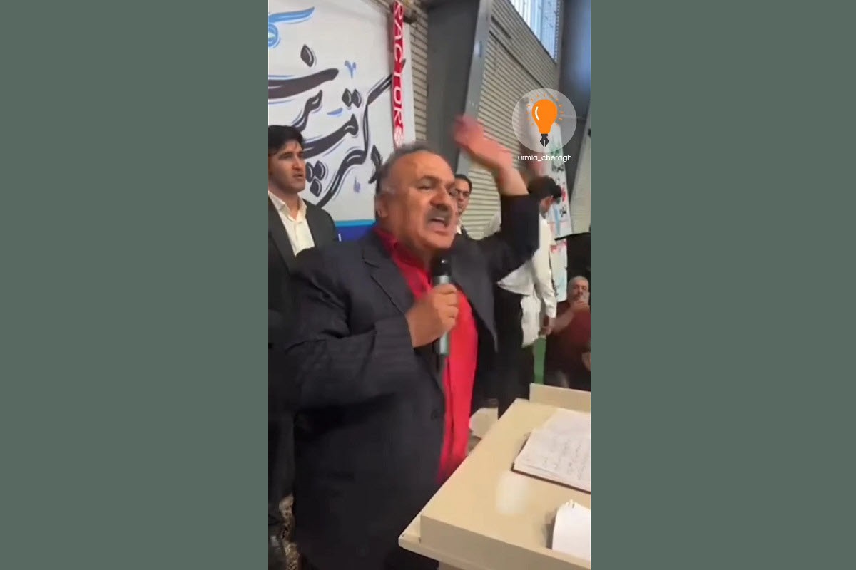 فیلم| کمثل الحمار؛ توهین های وقیحانه رئیس ستاد پزشکیان در سلماس به اسلام و مسلمین فیلم| کمثل الحمار؛ توهین های وقیحانه رئیس ستاد پزشکیان در سلماس به اسلام و مسلمین | دیلی فوتبال