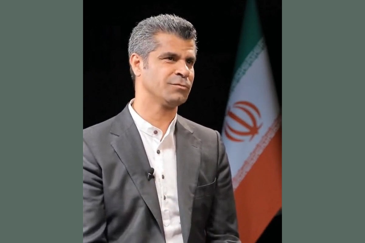 فیلم| حمله تند هادی ساعی به خواهران منصوریان فیلم| حمله تند هادی ساعی به خواهران منصوریان | دیلی فوتبال