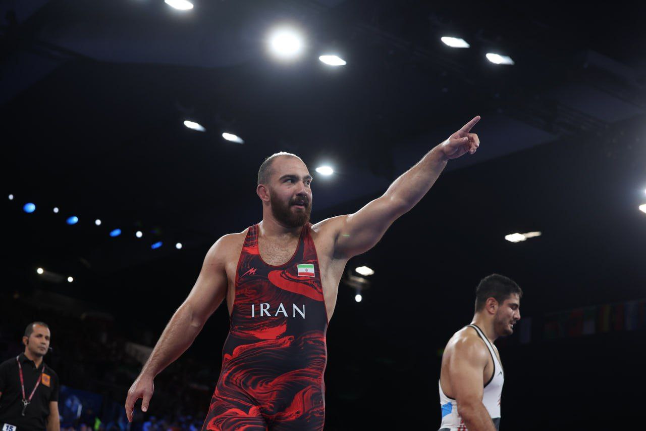 پخش زنده کشتی امیرحسین زارع با گنو پتریاشویلی حریف گرجستانی در فینال مسابقات کشتی آزاد المپیک 2024 پاریس پخش زنده کشتی امیرحسین زارع با گنو پتریاشویلی حریف گرجستانی در فینال مسابقات کشتی آزاد المپیک 2024 پاریس | دیلی فوتبال