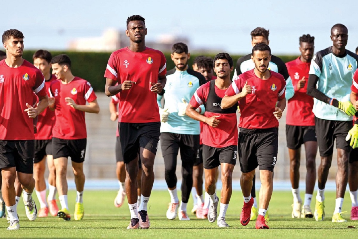 سردار آزمون روی نیمکت شباب الاهلی برابر سپاهان برای بازی امشب 16 مرداد 1403 سردار آزمون روی نیمکت شباب الاهلی برابر سپاهان برای بازی امشب 16 مرداد 1403 | دیلی فوتبال