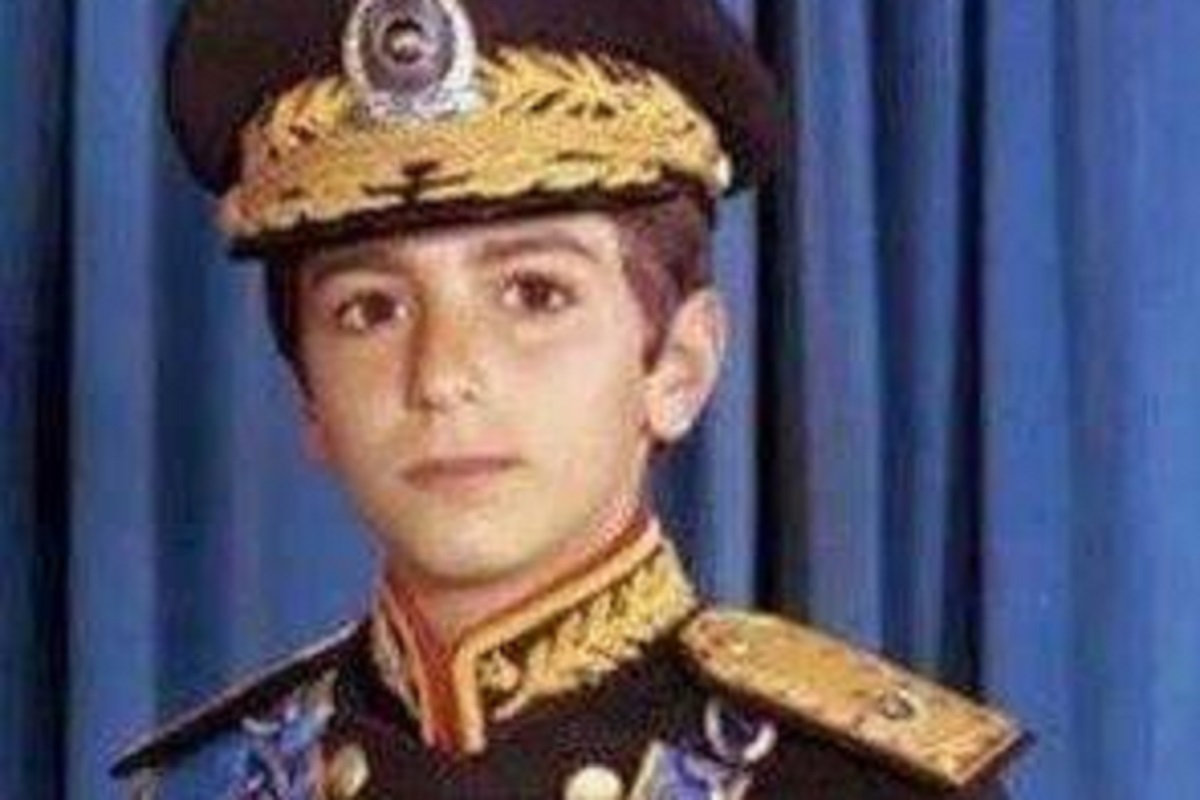 عکس| رضا پهلوی آقازاده بود وقتی آقازادگی مُد نبود! | دیلی فوتبال