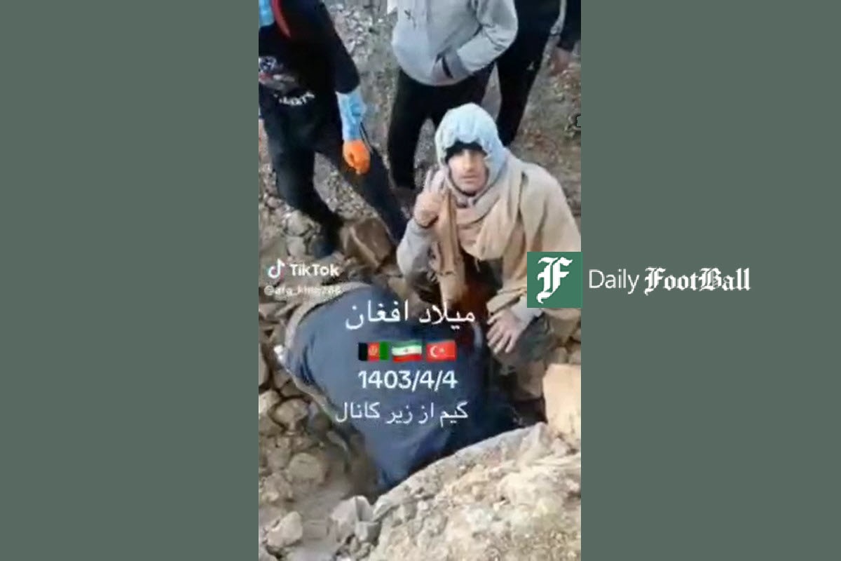 فیلم| عبور افغان ها از دیوار مرزی ایران و ترکیه با حفر تونل زیرزمینی فیلم| عبور افغان ها از دیوار مرزی ایران و ترکیه با حفر تونل زیرزمینی | دیلی فوتبال