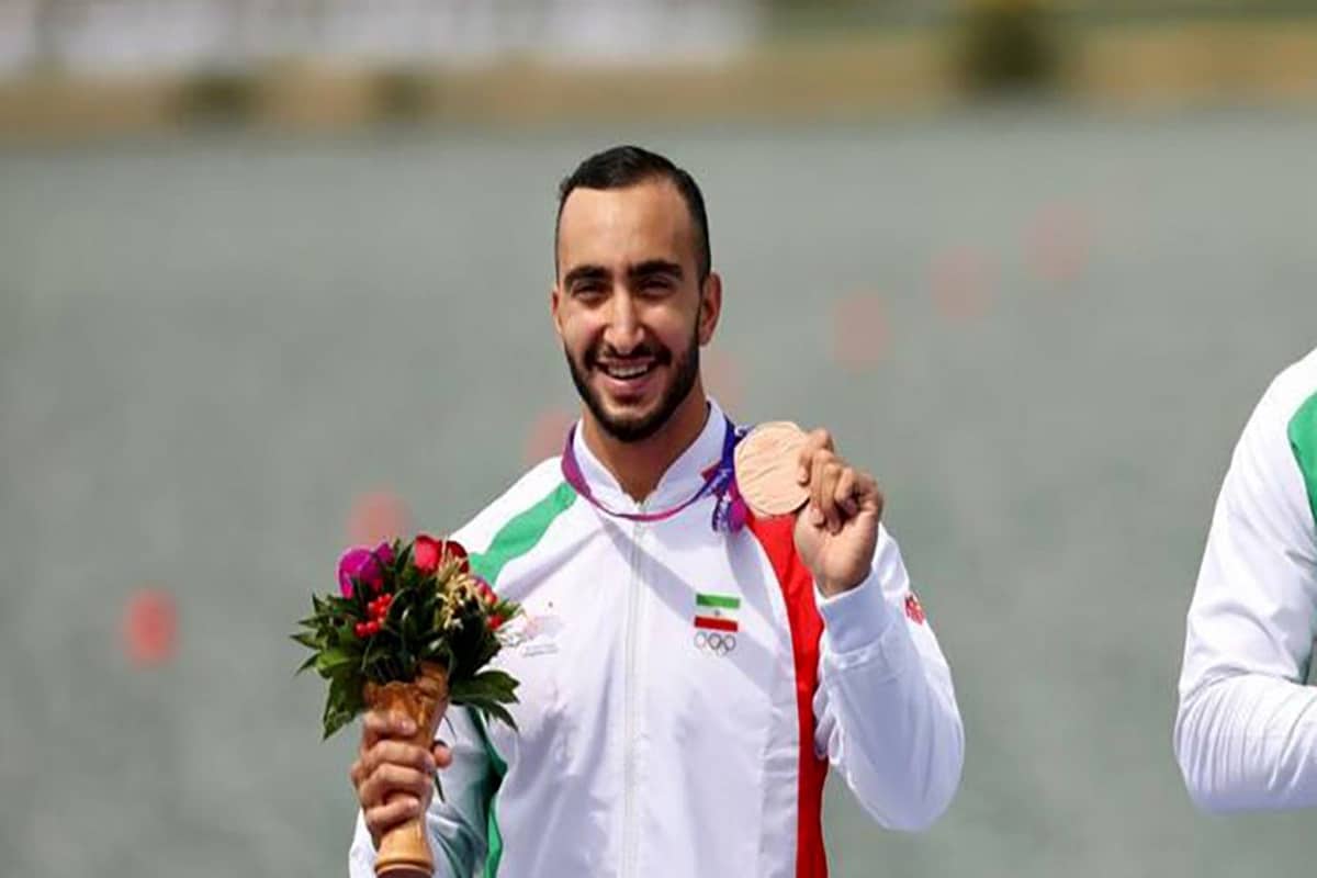 فیلم| سپهر ساعتچی از عوامل فیلم غیر اخلاقی رشتی آزاد شد؟ | دیلی فوتبال