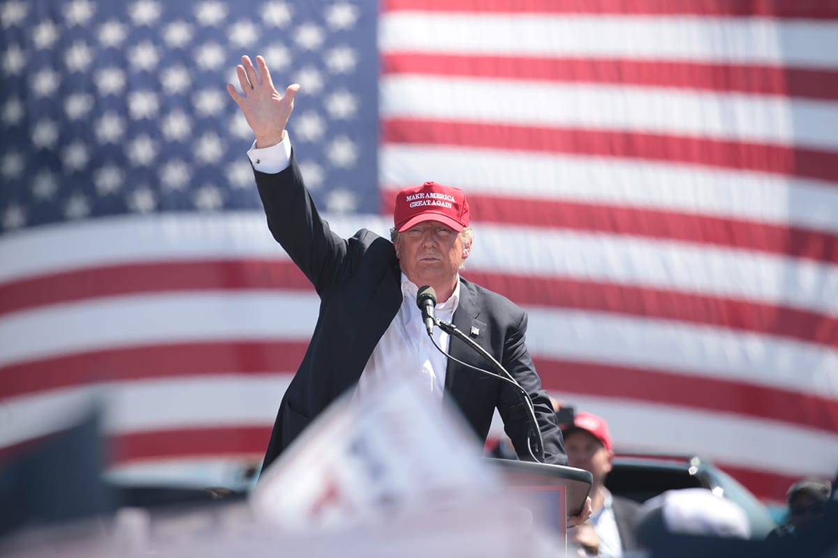 خبر فوری؛ دونالد ترامپ رئیس جمهور آمریکا شد خبر فوری؛ دونالد ترامپ رئیس جمهور آمریکا شد | دیلی فوتبال