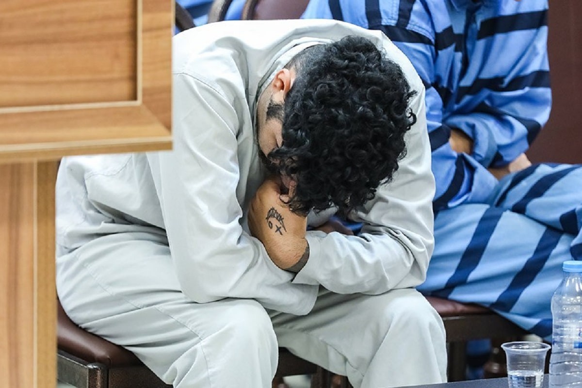 عکس| فرار سامان یاسین متهم اغتشاشات 1401 از ایران عکس| فرار سامان یاسین متهم اغتشاشات 1401 از ایران | دیلی فوتبال