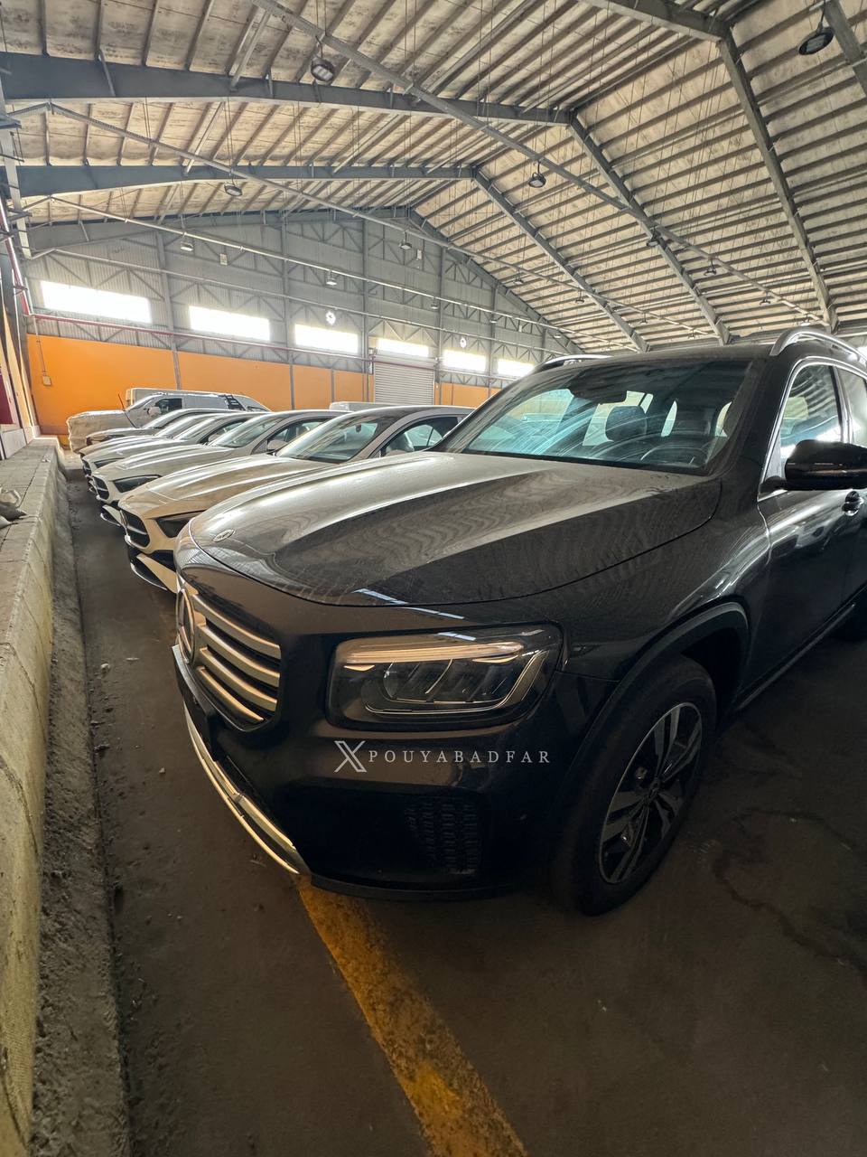 عکس| بنزهای جانبازان به گمرک رسید | دیلی فوتبال