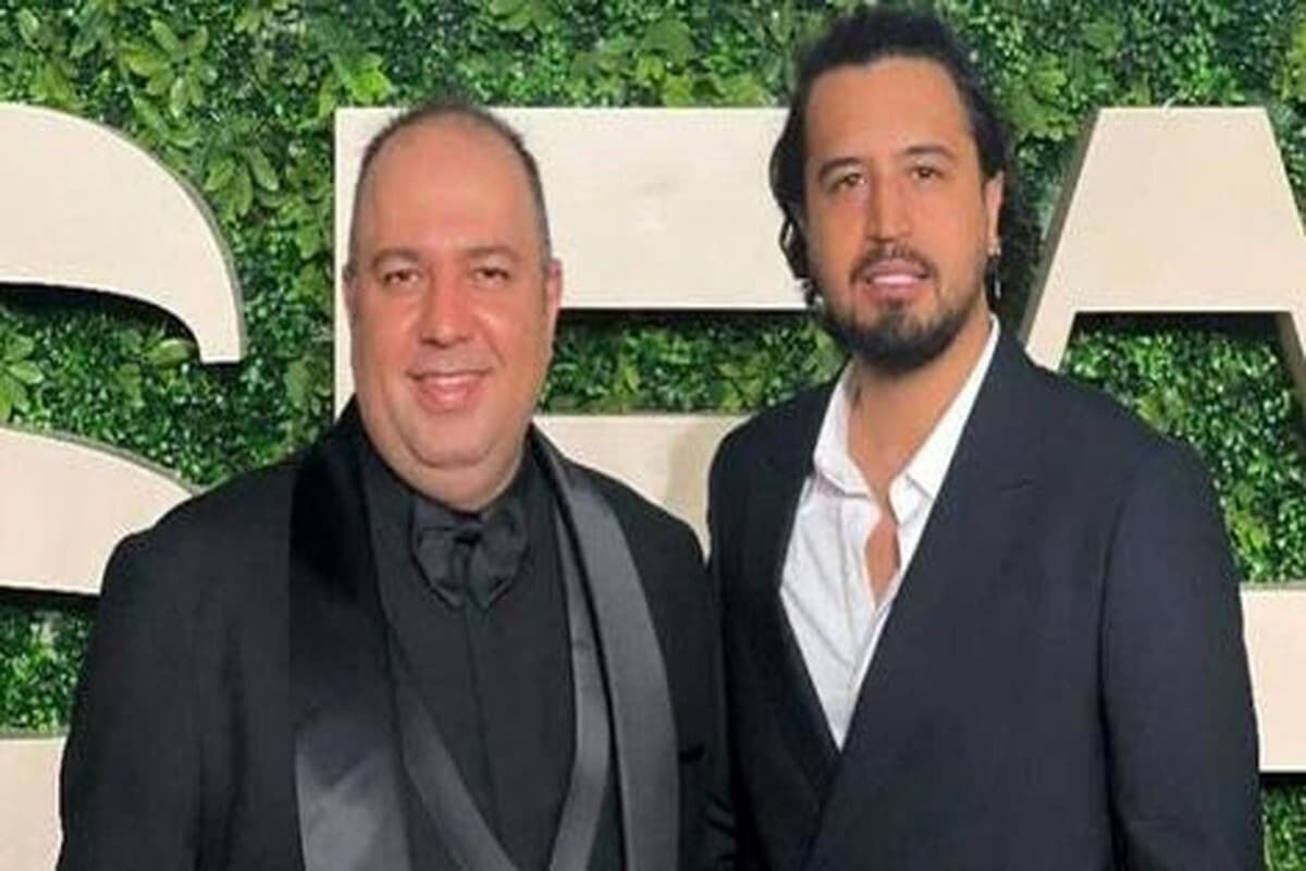 عکس| سلفی علی اوجی با جورجینا رودریگز عکس| سلفی علی اوجی با جورجینا رودریگز | دیلی فوتبال