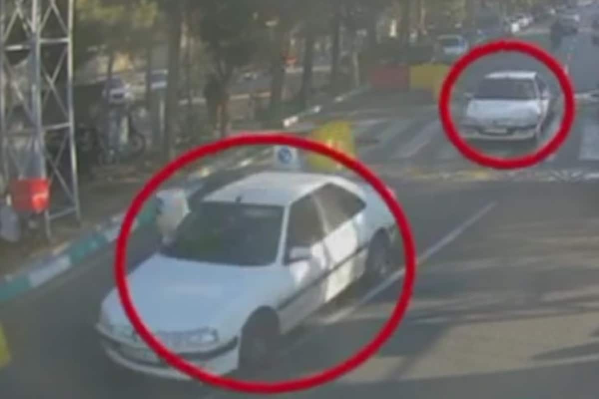 فیلم| سرقت عجیب خودرو در روز روشن فیلم| سرقت عجیب خودرو در روز روشن | دیلی فوتبال