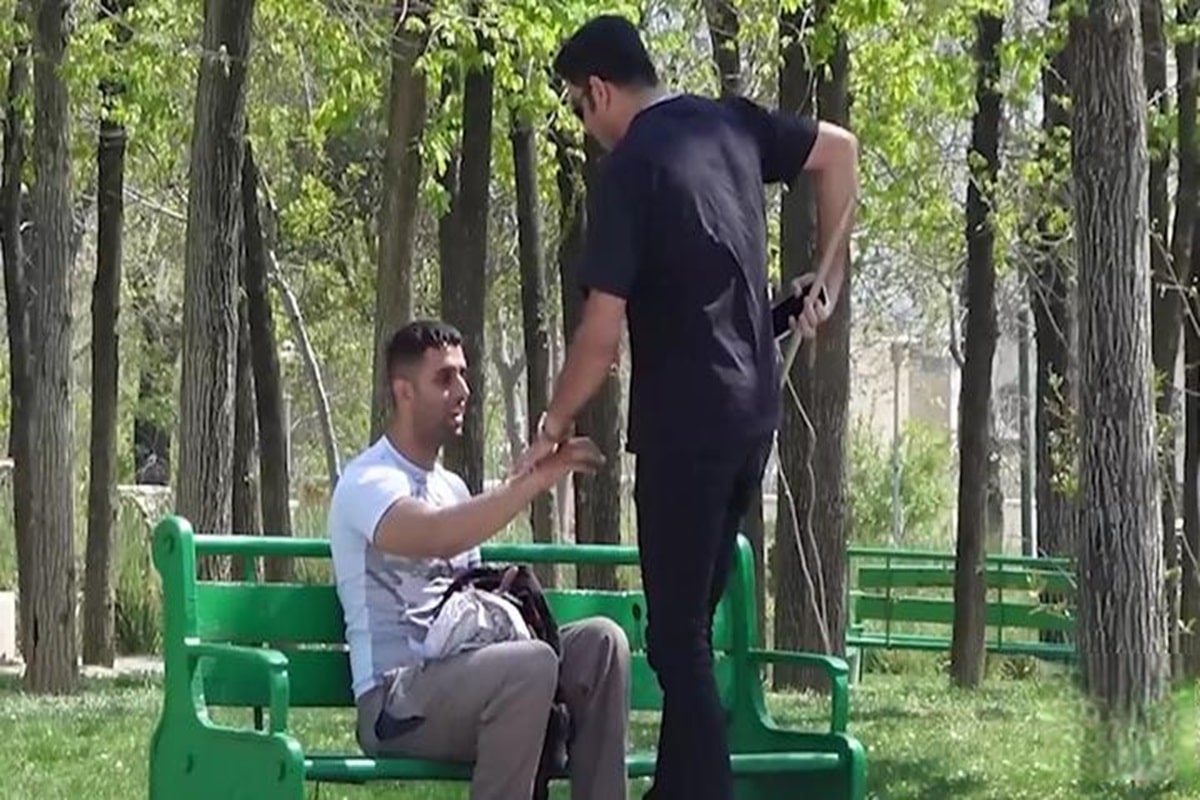 فیلم| هشدار جدی پلیس به سازندگان دوربین مخفی فیلم| هشدار جدی پلیس به سازندگان دوربین مخفی | دیلی فوتبال