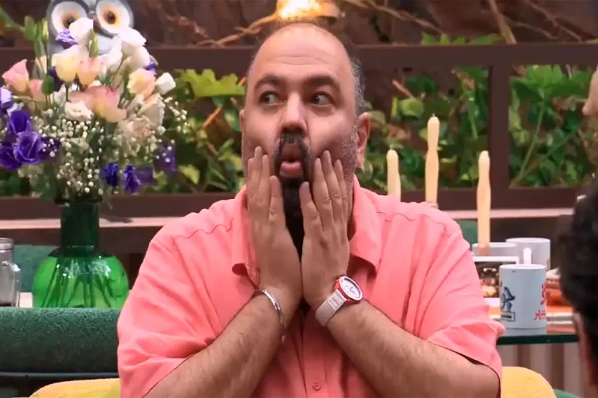 عکس| امضای آتاتورک روی لباس بازیگر هتاک به کمبوجیه عکس| امضای آتاتورک روی لباس بازیگر هتاک به کمبوجیه | دیلی فوتبال