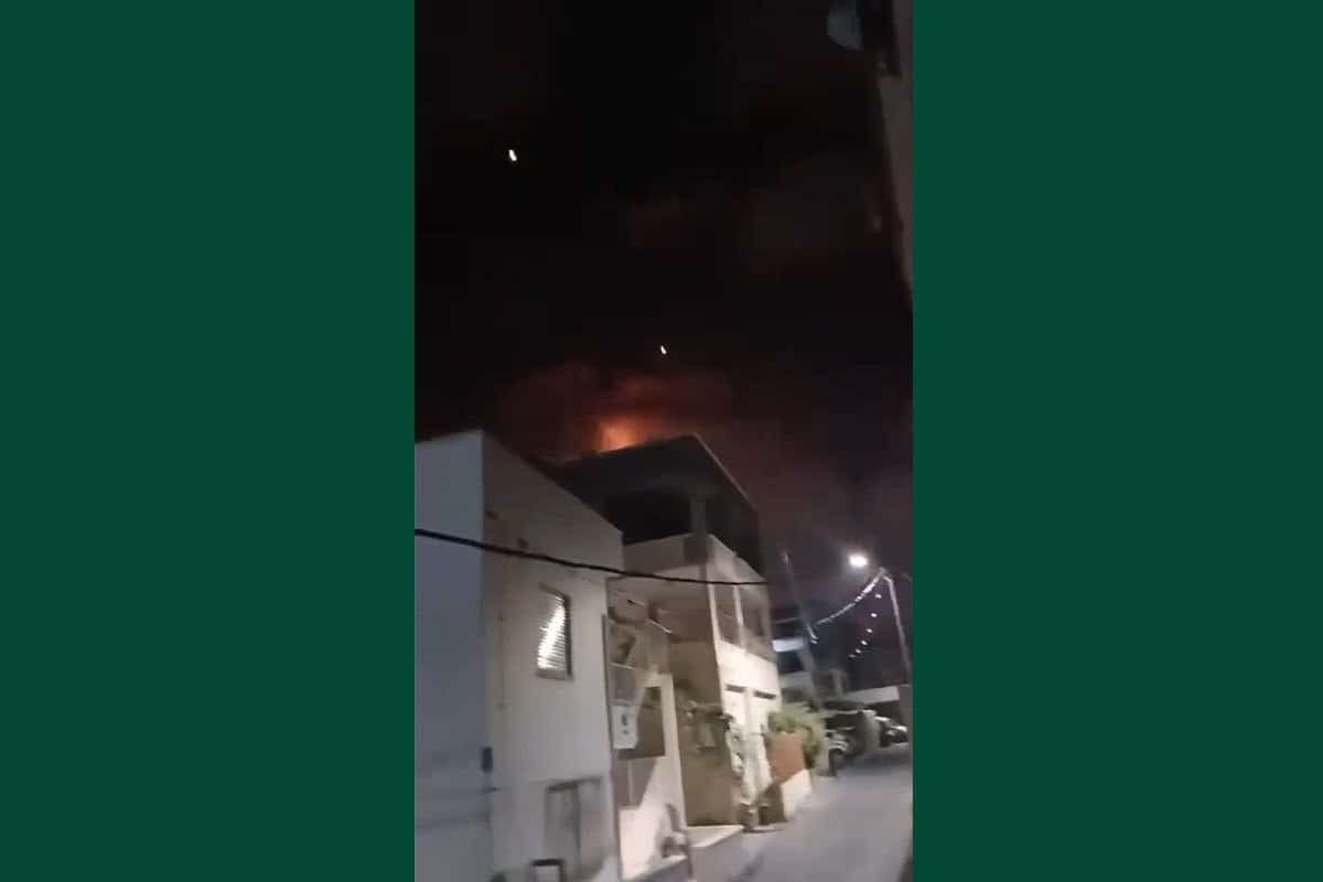 فیلم| ثبت سرعت خارق العاده در لحظه برخورد موشک مافوق صوت ایران به اسرائیل و قطعی برق اراضی اشغالی فیلم| ثبت سرعت خارق العاده در لحظه برخورد موشک مافوق صوت ایران به اسرائیل و قطعی برق اراضی اشغالی | دیلی فوتبال