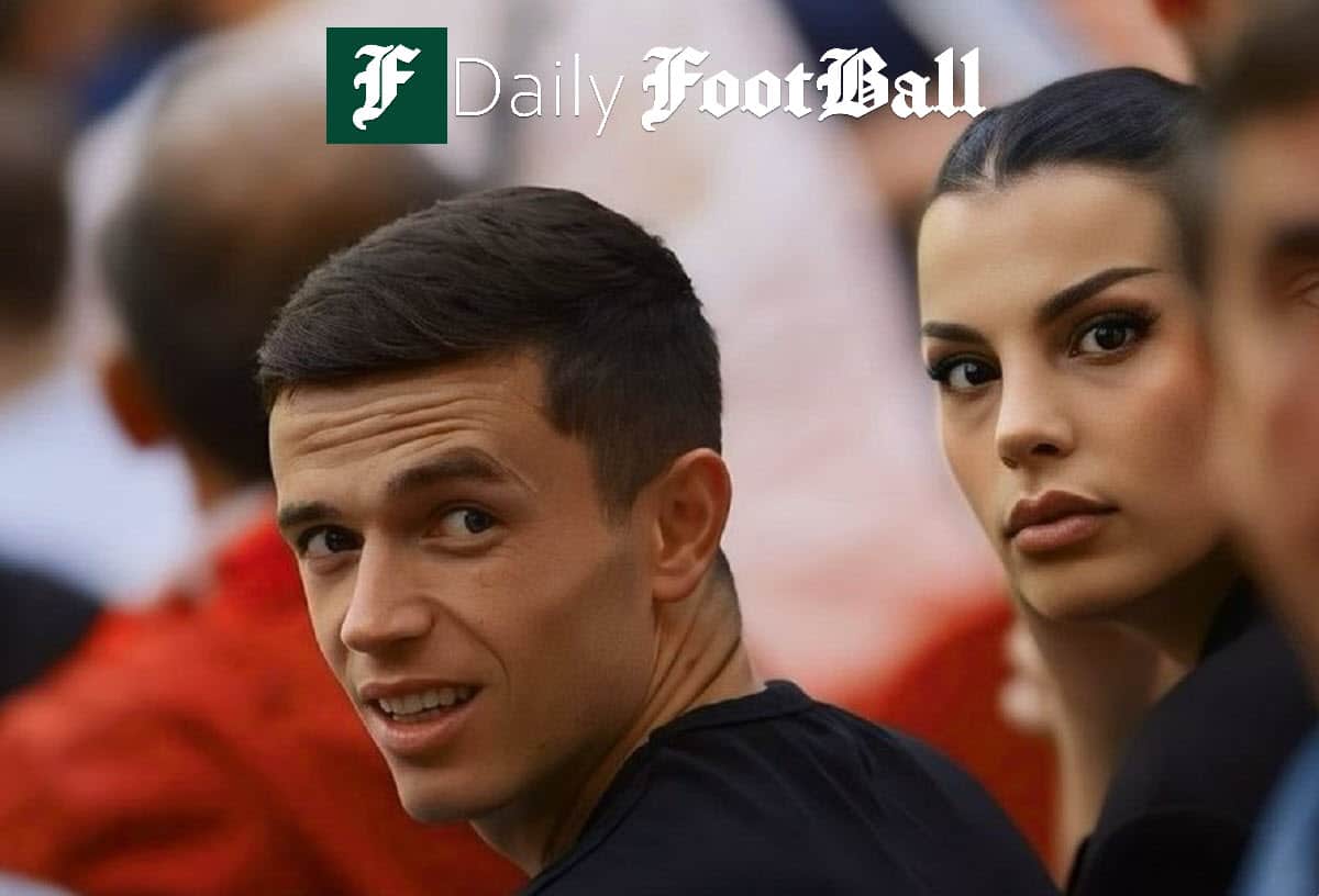 دوست دختر یاسر آسانی کیست؛ رازهای دیده نشده زندگی خصوصی بازیکن آلبانیایی یاسر آسانی و دوست دخترش در ورزشگاهی در آلبانی