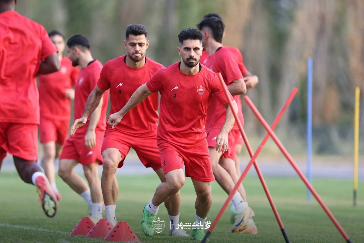 پخش زنده بازی پرسپولیس و آریو اسلامشهر امروز دوشنبه 20 مرداد 1404 | دیلی فوتبال