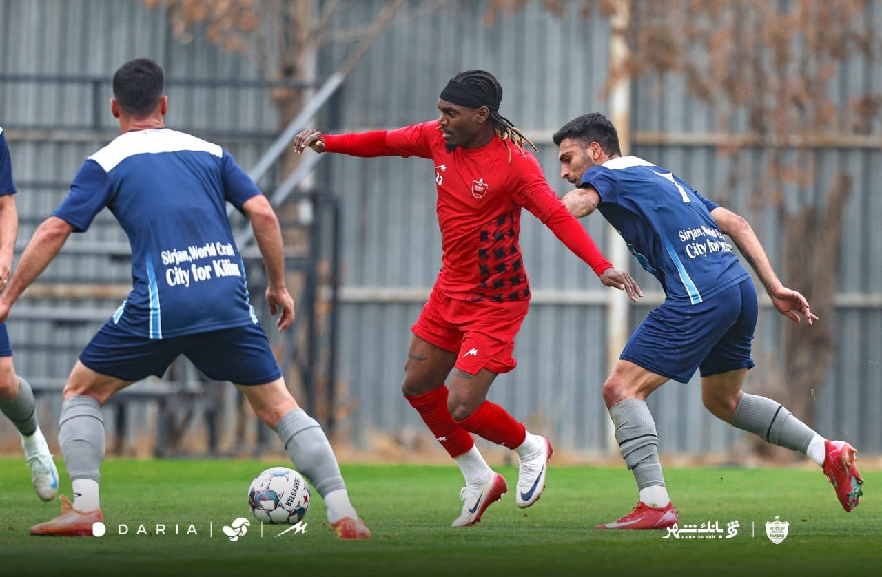 نتیجه و خلاصه بازی دوستانه پرسپولیس و گل گهر سیرجان امروز شنبه 24 آبان 1404 | دیلی فوتبال