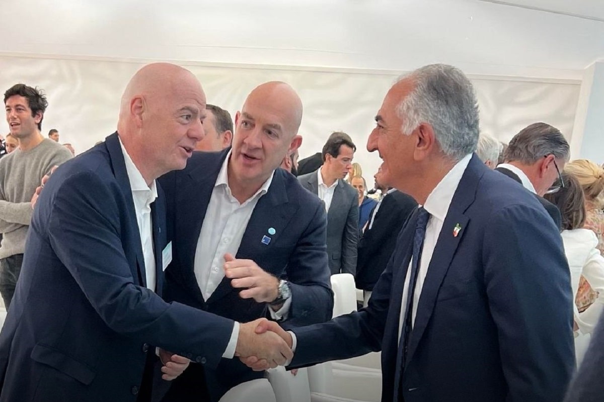 درخواست رضا پهلوی از رئیس فیفا برای حذف ایران از جام جهانی 2026 درخواست رضا پهلوی از رئیس فیفا برای حذف ایران از جام جهانی 2026 | دیلی فوتبال